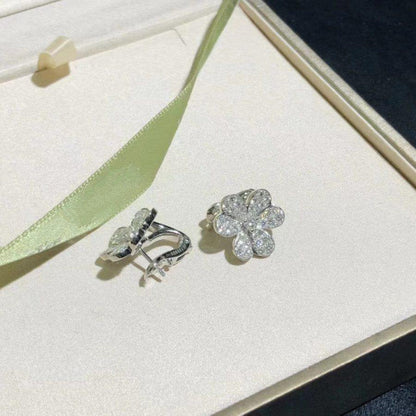 [⭐Spark]FRIVOLE SILVER FLOWER DIAMOND EARRINGS