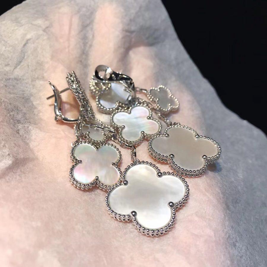 [⭐Spark]CLOVER EARRINGS WHITE MOP 4 MOTIFS SILVER