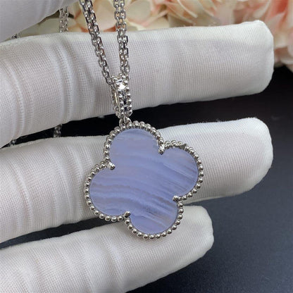 [⭐Spark]CLOVER SILVER CHALCEDONY BIG CLOVER NECKLACE