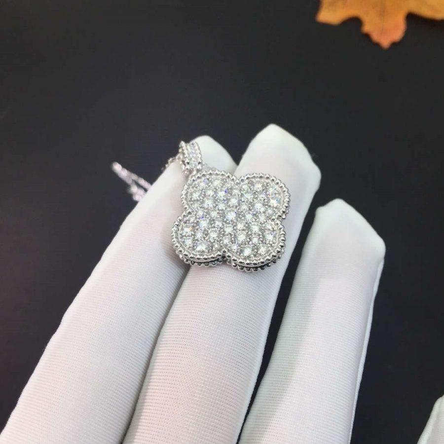 [⭐Spark]CLOVER 25MM SILVER FULL DIAMOND BIG CLOVER NECKLACE