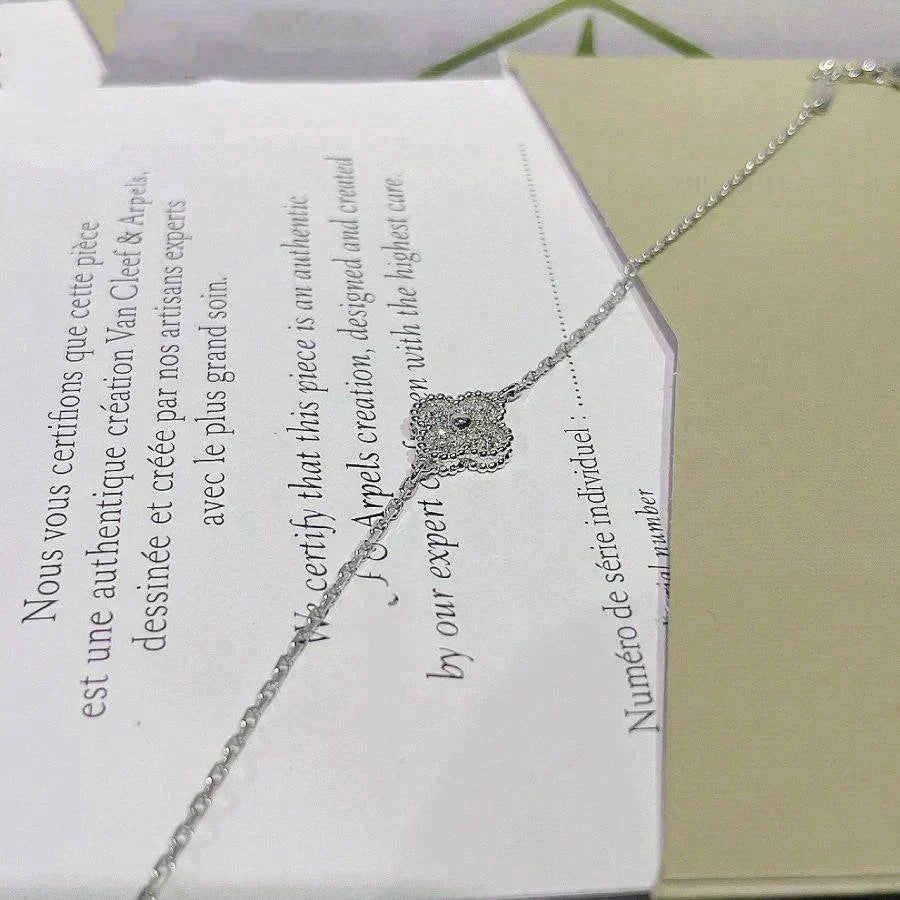 [⭐Spark]CLOVER  SINGLE FLOWER BRACELET SILVER