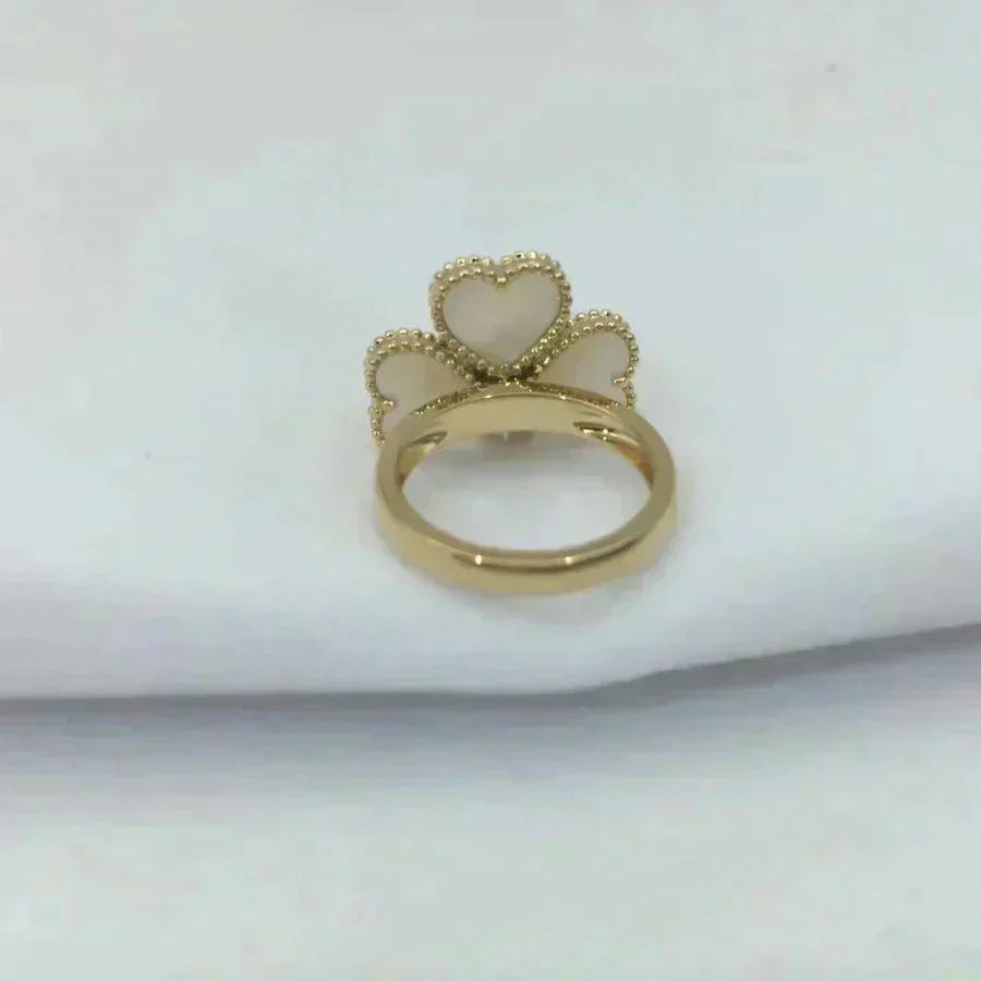 [⭐Spark]SWEET CLOVER WHITE MOP RING