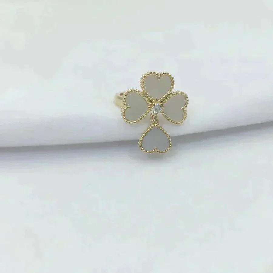 [⭐Spark]SWEET CLOVER WHITE MOP RING