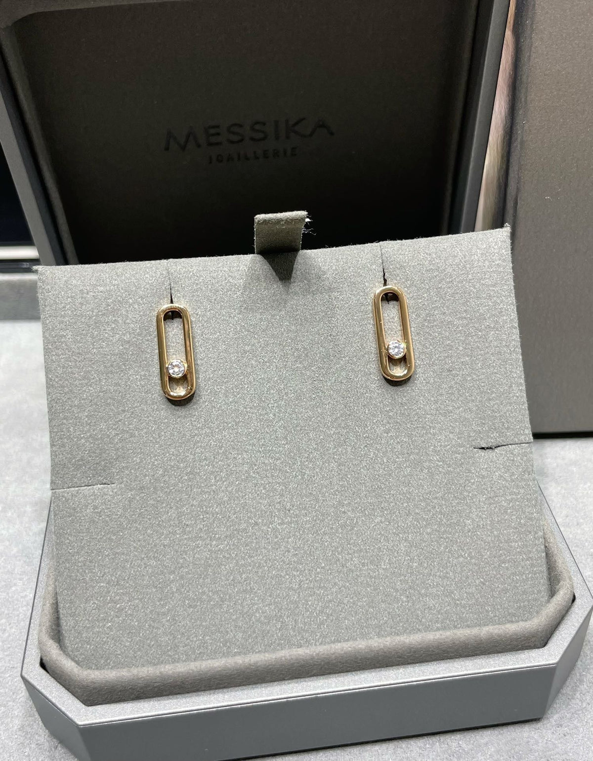 [⭐Spark]MOVE UNO SMALL 1 DIAMOND EARRINGS
