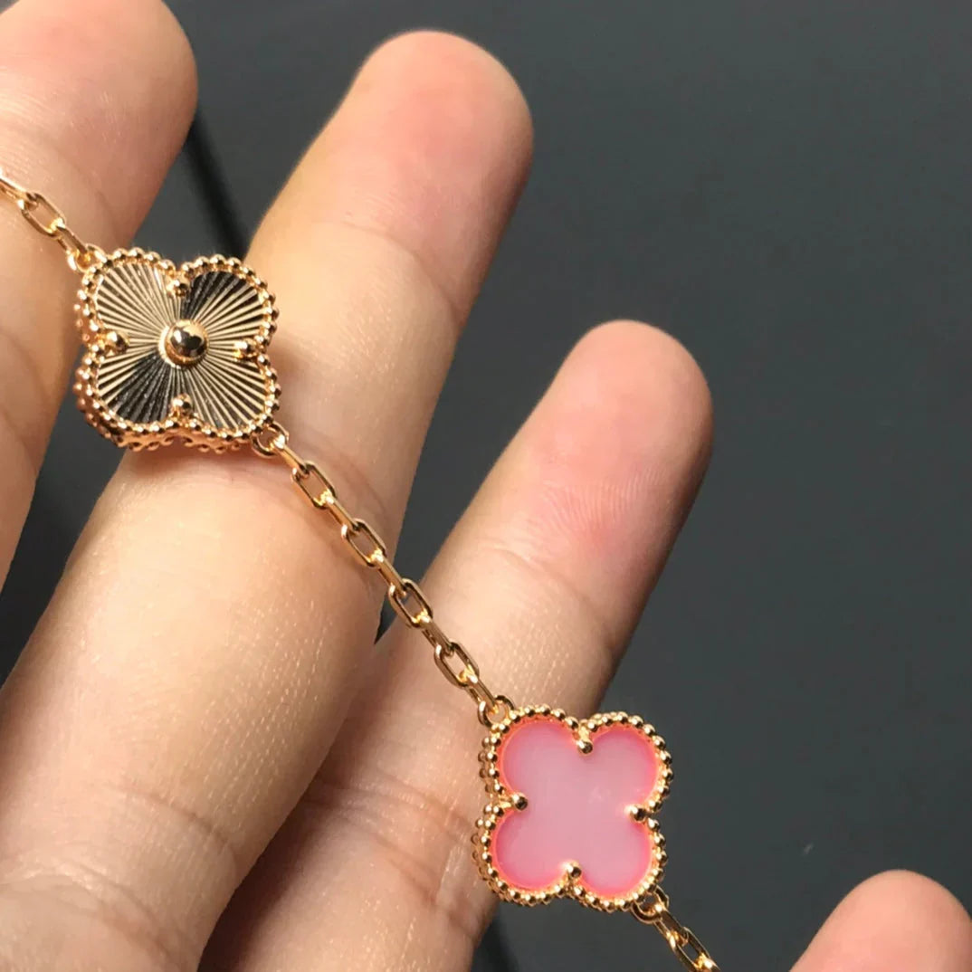 [⭐Spark] CLOVER 5 MOTIFS  PINK MOP BRACELET COLLECTION
