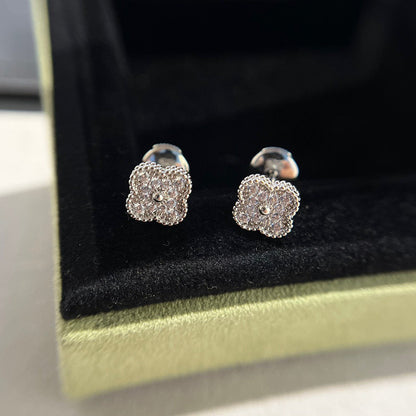 [⭐Spark]CLOVER MINI DIAMOND STUD EARRINGS