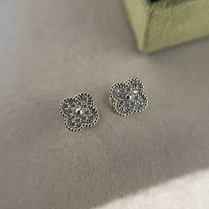 [⭐Spark]CLOVER MINI DIAMOND STUD EARRINGS